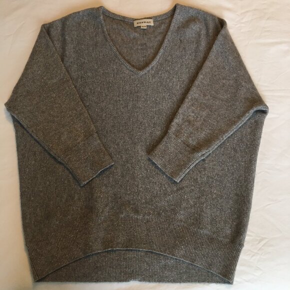Grey/silver cashmere v-neck by Repeat, s40/M - Picture 2 of 5